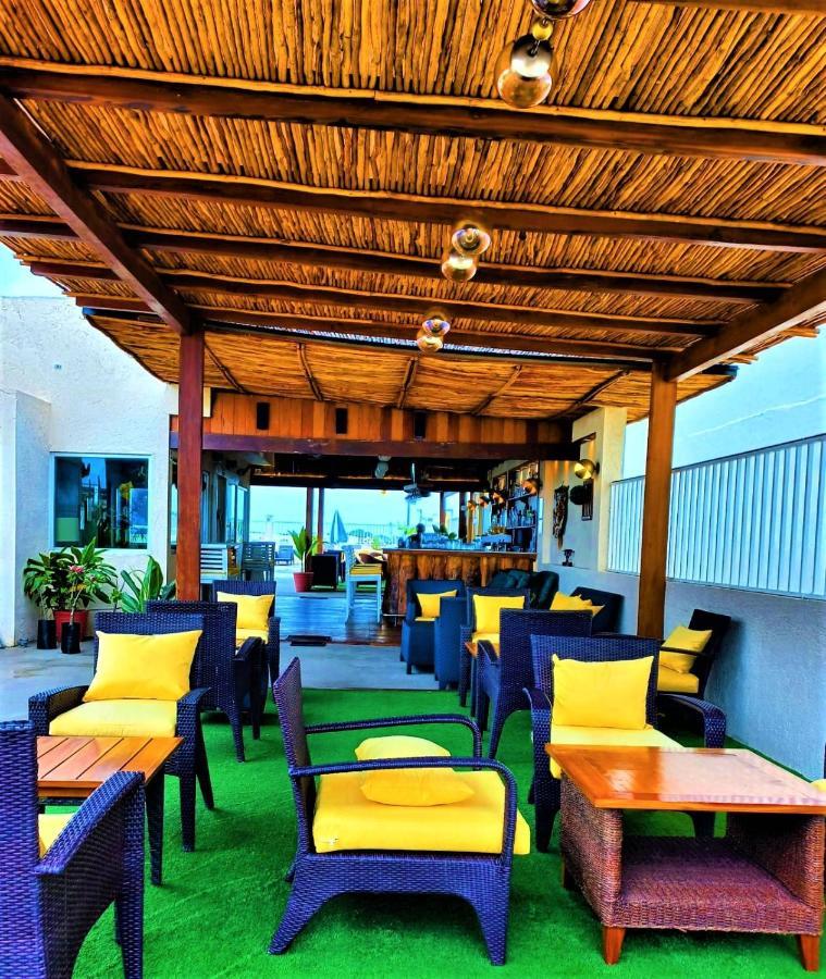 Hotel 12 BEES Playa del Carmen Exterior foto