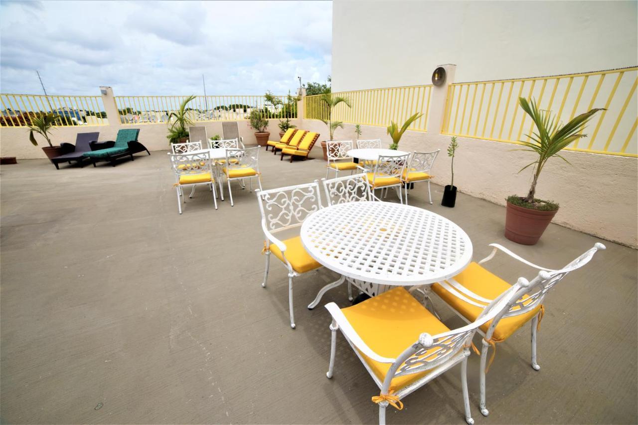 Hotel 12 BEES Playa del Carmen Exterior foto